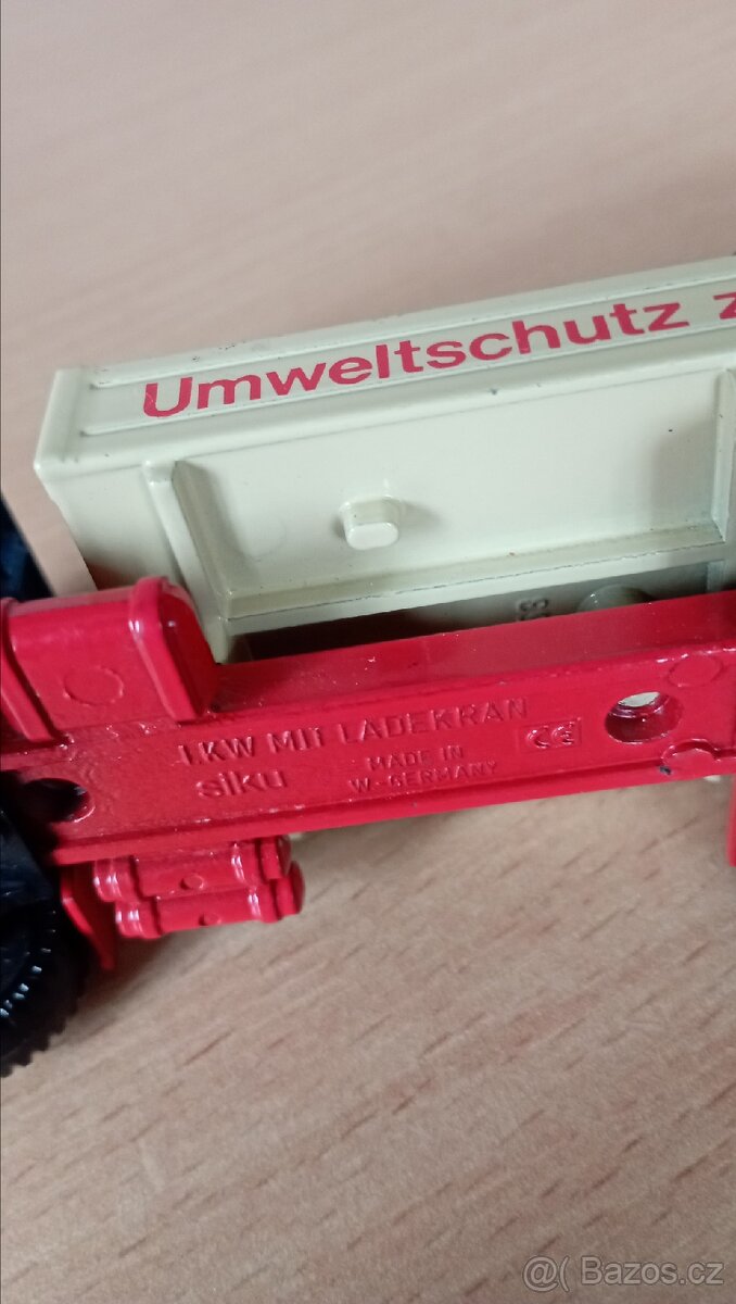 Hračky - autíčka - 9