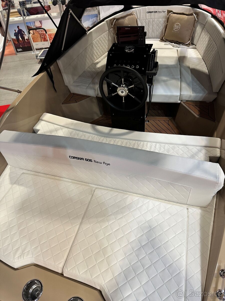 NOVÁ motor.loď Corsiva 505 New Age + Mercury F 60 - 9