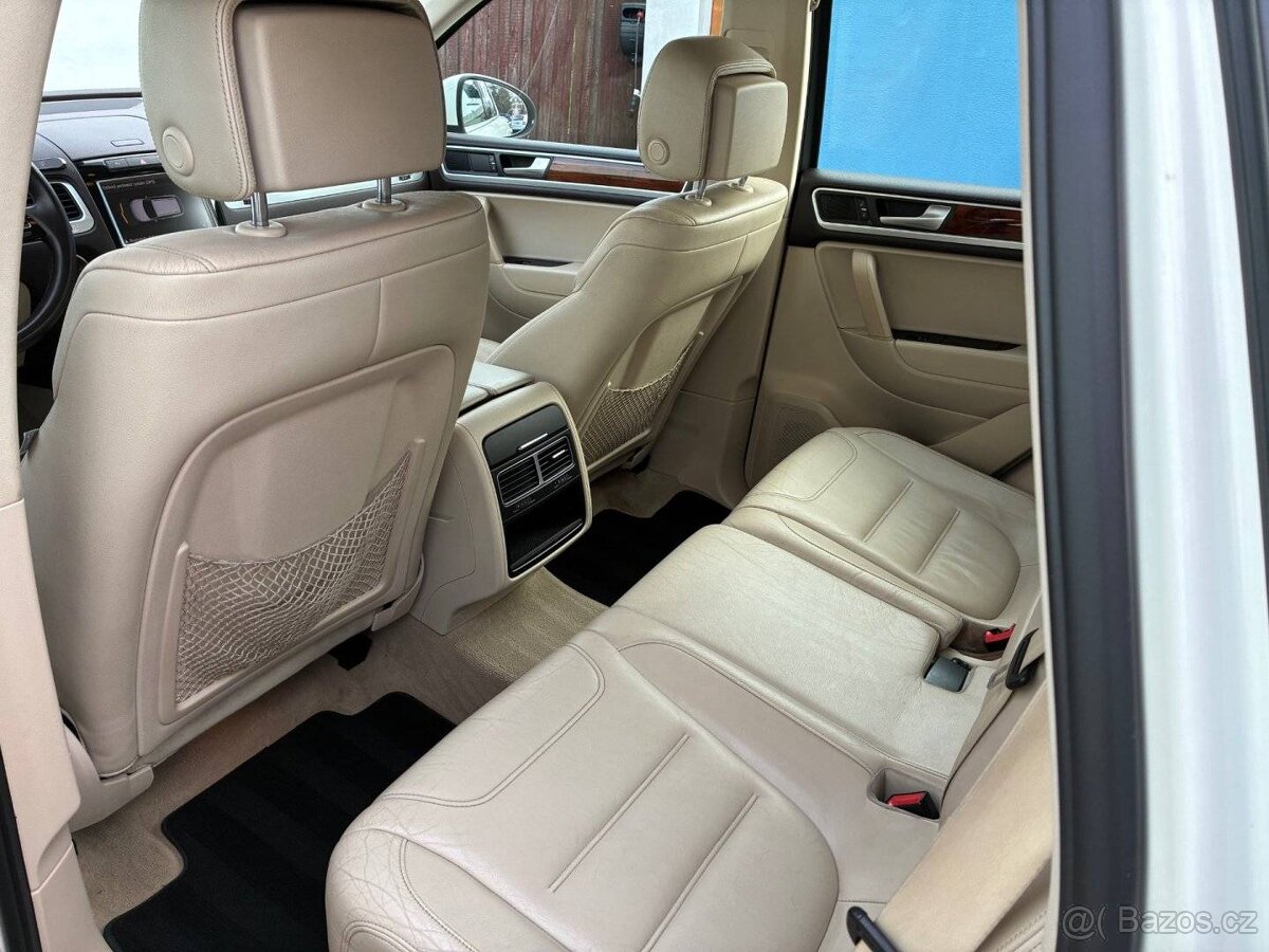Volkswagen Touareg, 4,2TDi V8, FULL SERVIS, DPH, TOP - 9