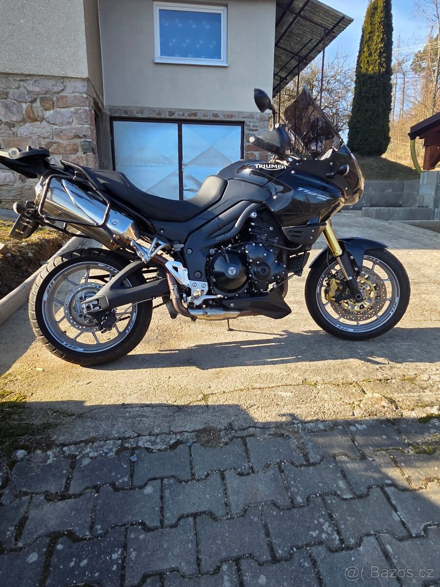 Triumph Tiger 1050 - 9