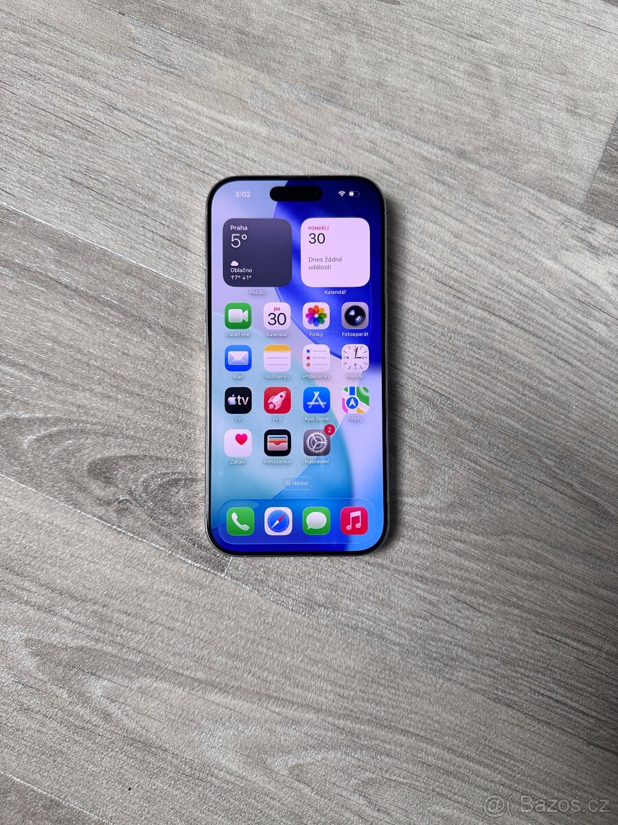 IPhone 16 Pro verze E-sim - 9
