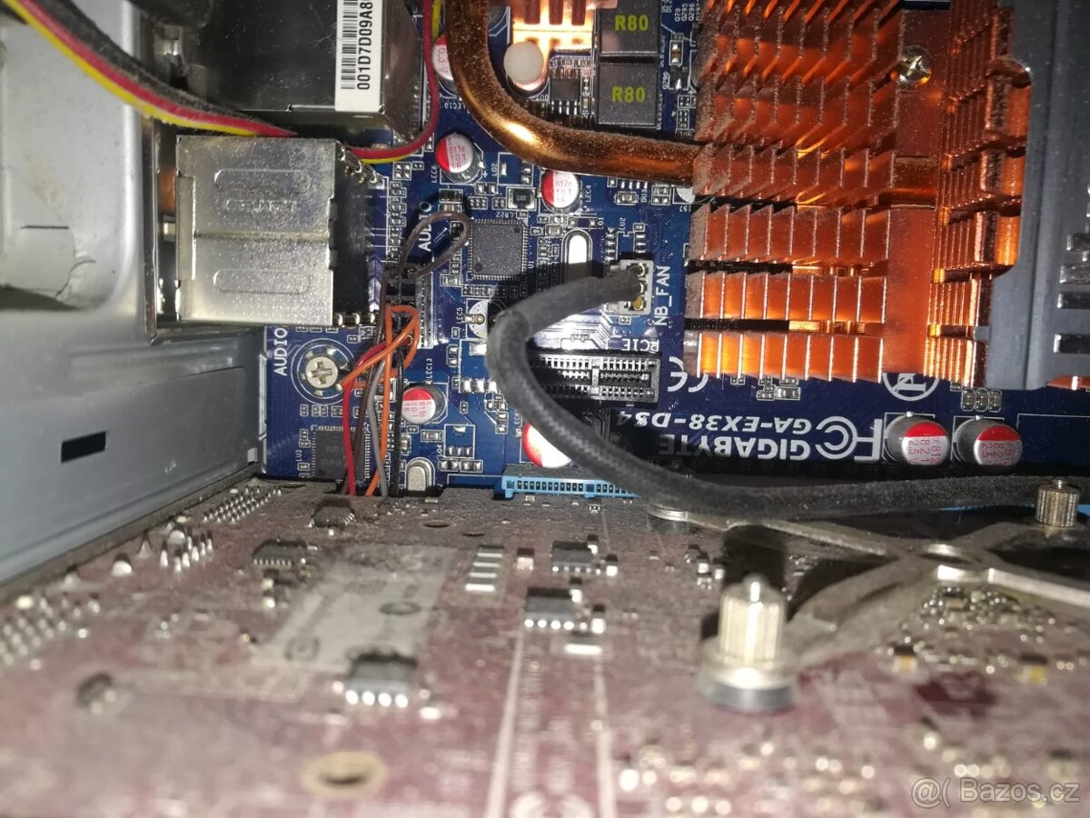 Starší PC sestava - 9