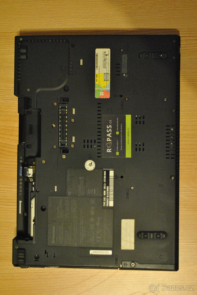 Libreboot - Lenovo ThinkPad T400 - dobrý stav - 9