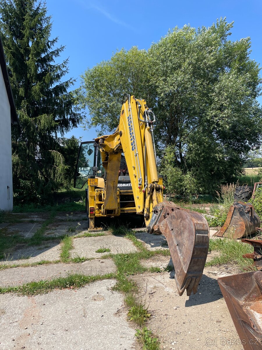 Komatsu WB93 - 9