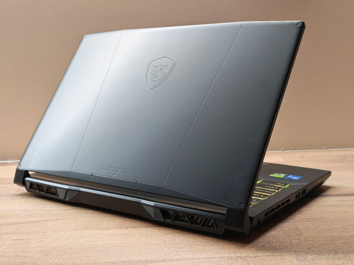 MSI KATANA 15 B13V_i7-13700H_16GB DDR5_RTX 4070 8GB - 9