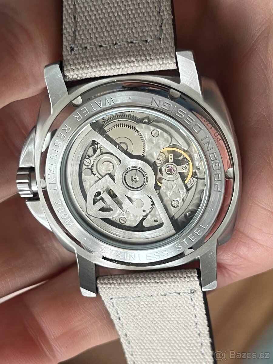 Pagani Design Automatic – Diver’s 200M - 9