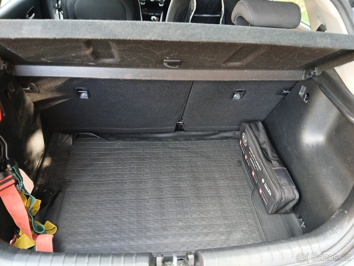 Prodám Kia Stonic - 9