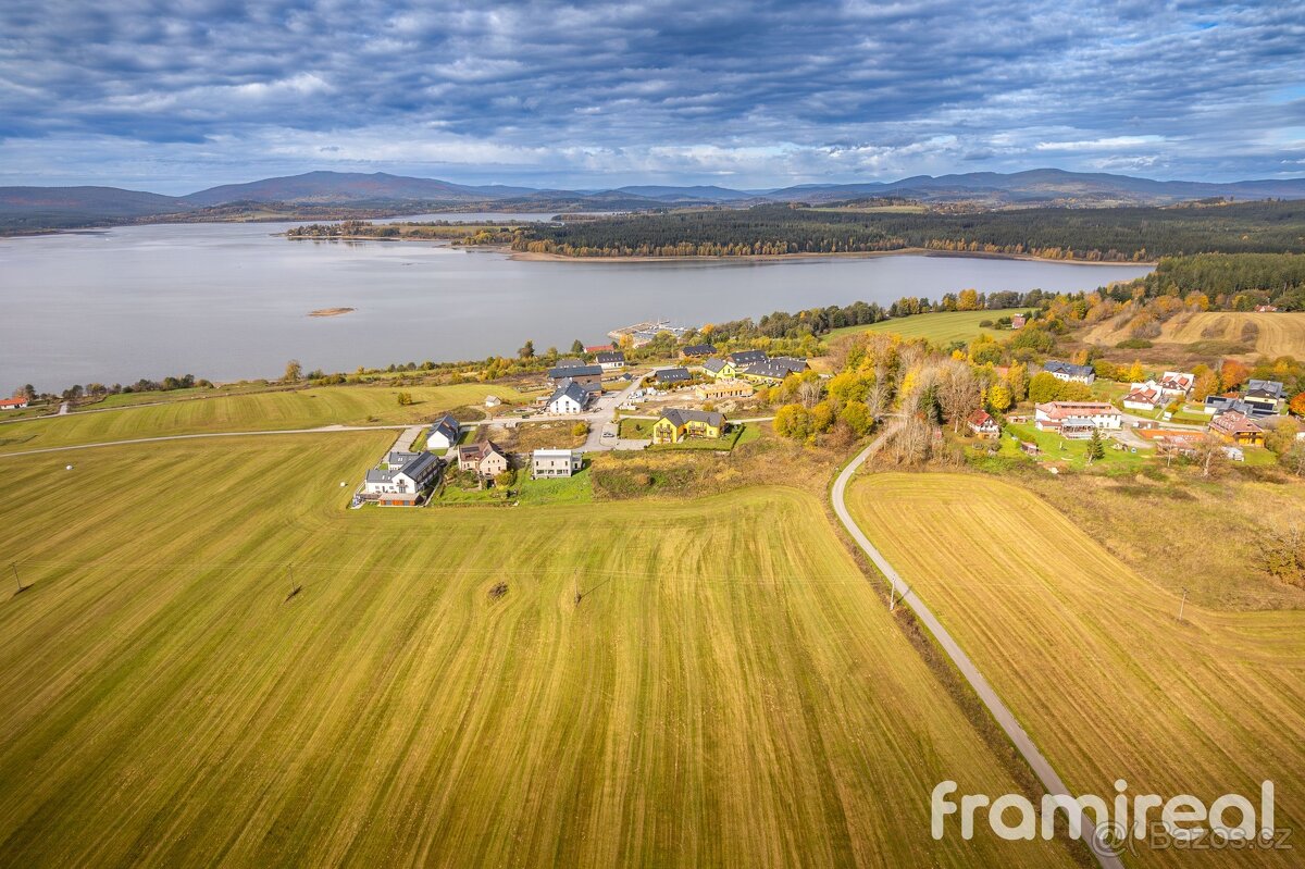 Prodej pozemku se stavebním povolením, 1 696 m² - Frymburk - - 9