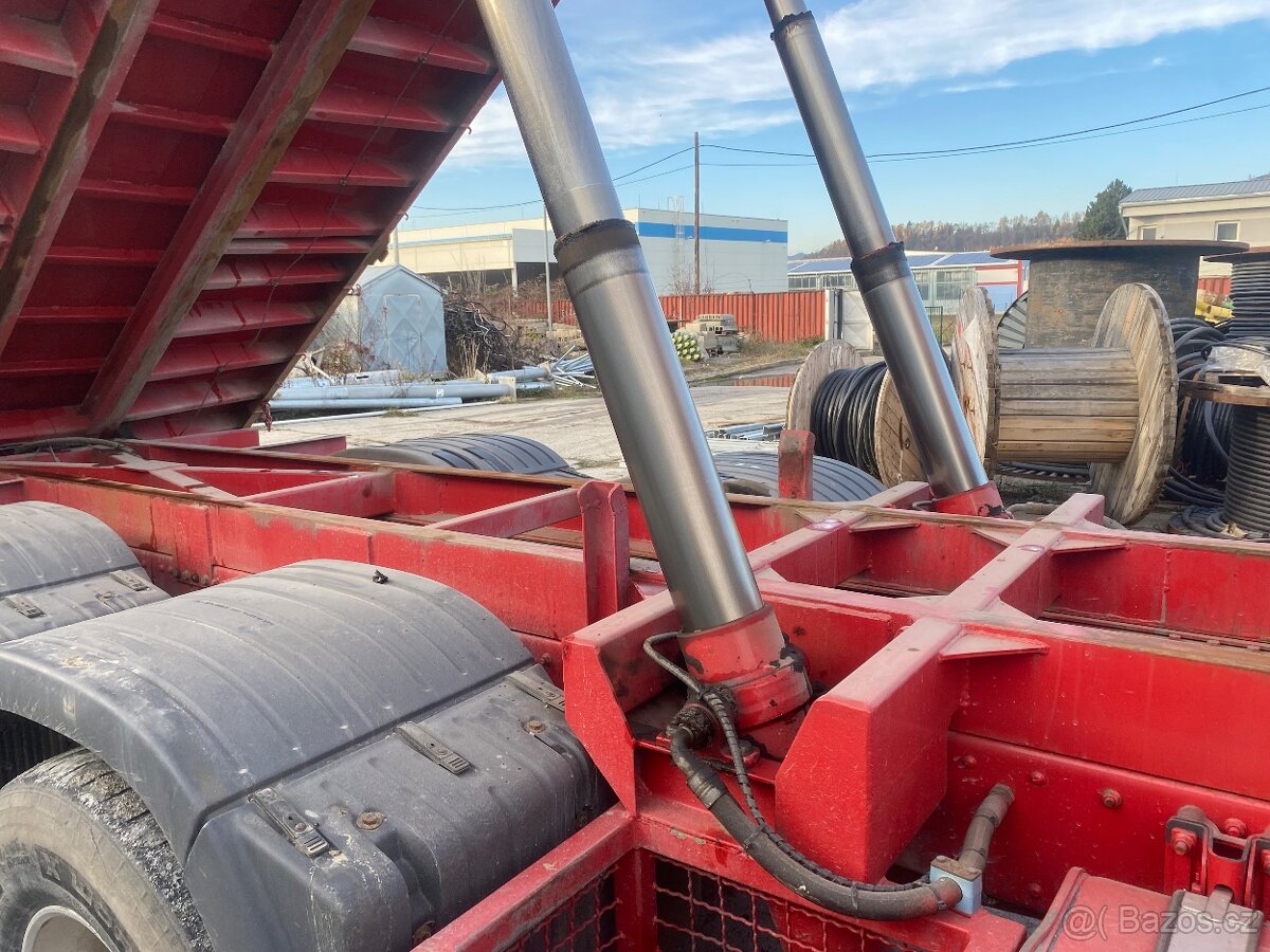 nákladné auto s hydraulickou rukou ,sklapač - 9