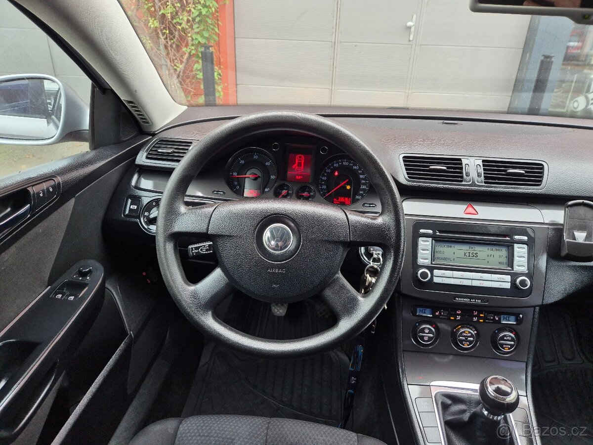 Volkswagen Passat Combi 1.9 TDI 77kw, Slušný stav,32000Kč - 9