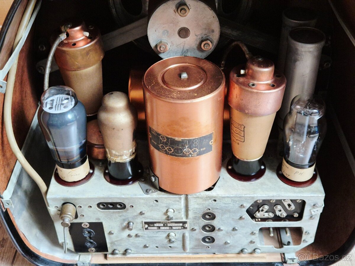 Staré rádio Philips 834A, 1933 - 9