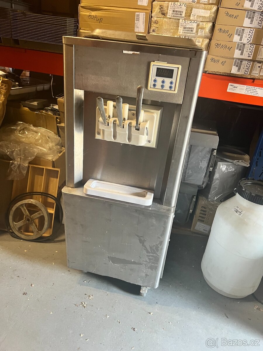 Zmrzlinový stánek - 9