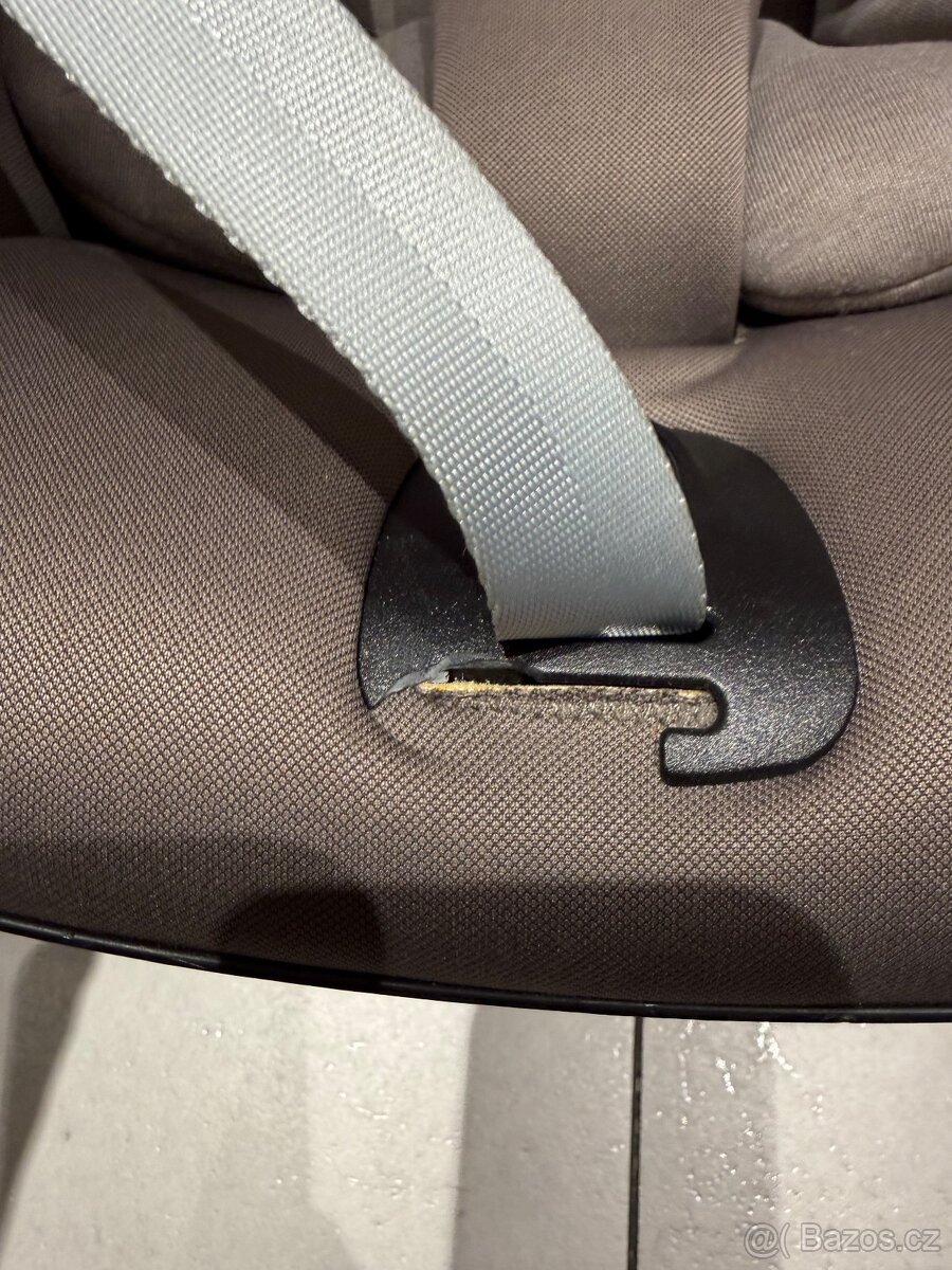 Autosedačka Maxi-Cosi Pebble 360 – Truffle - 9