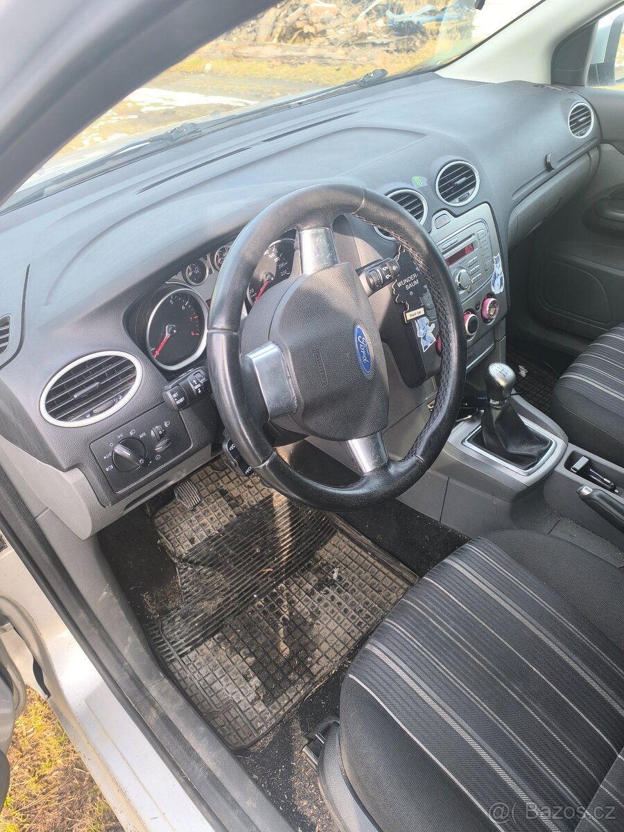 Ford Focus 2009 1.6 Benzín + LPG - 9