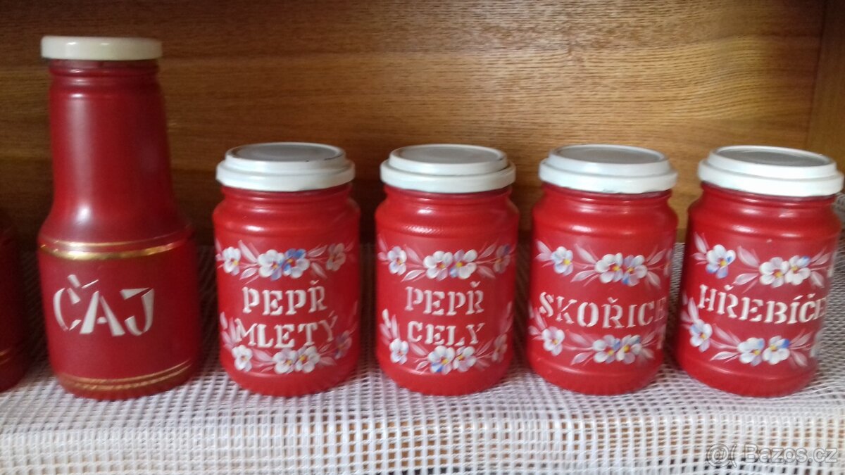 VÁZY Z BROKOVÉHO SKLA // KOŘENKY RUČNĚ MALOVANÉ - 9