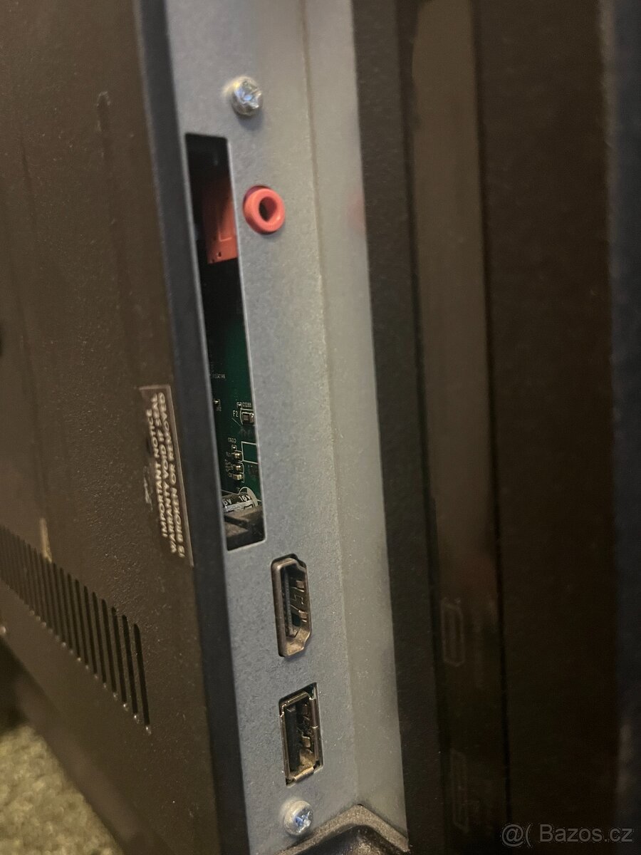 SMART TV STRONG - 9
