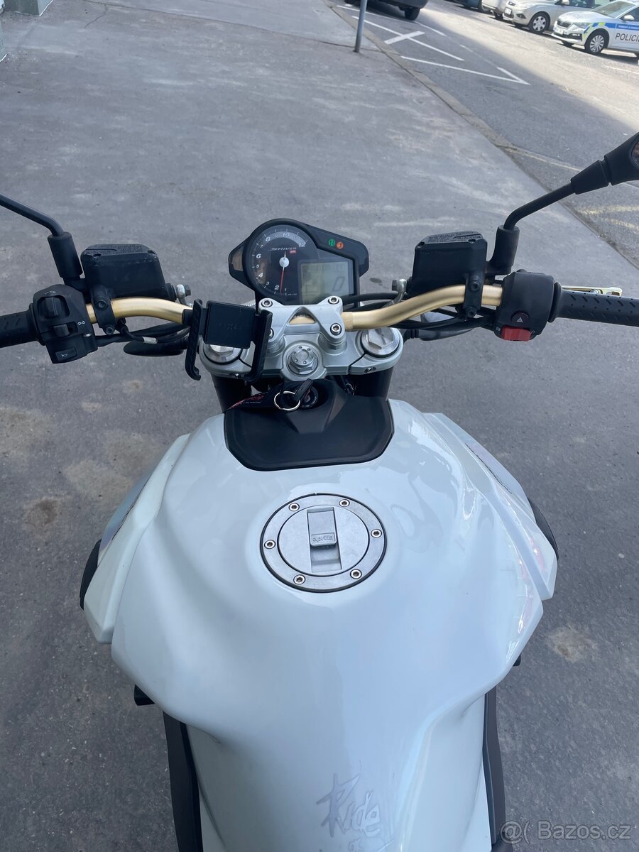 Aprilia Shiver 750 - 9