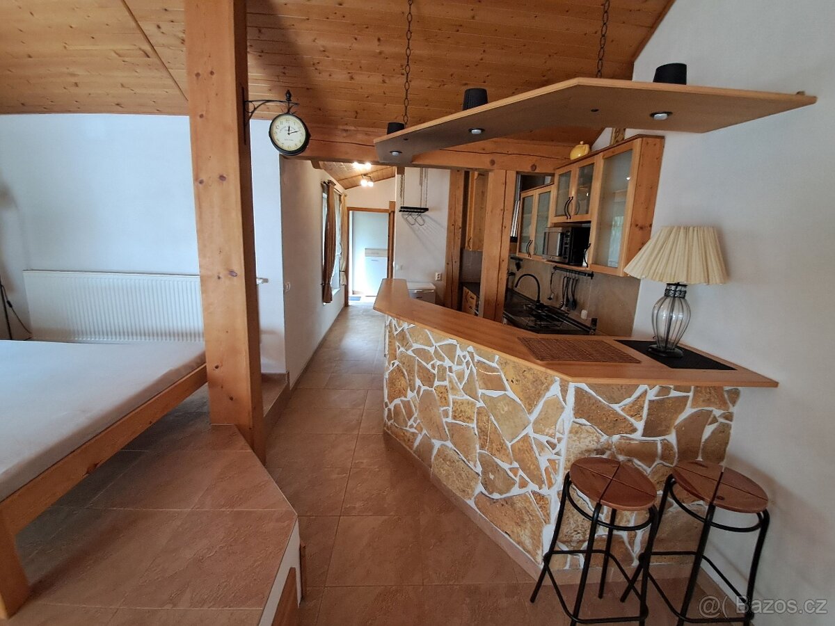 Pronájem domu 77m2 - 9