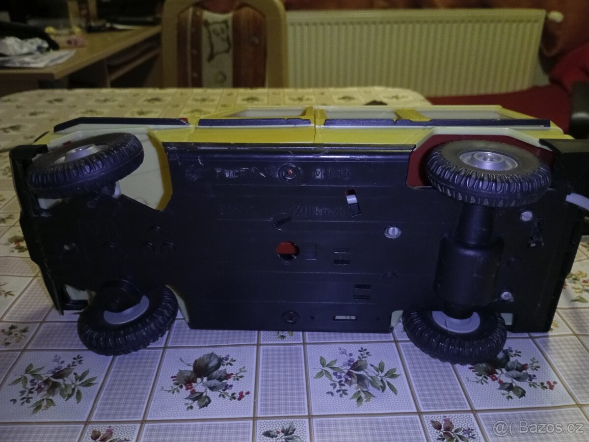 Staré hračky Mercedes piko a buldozer ites - 9