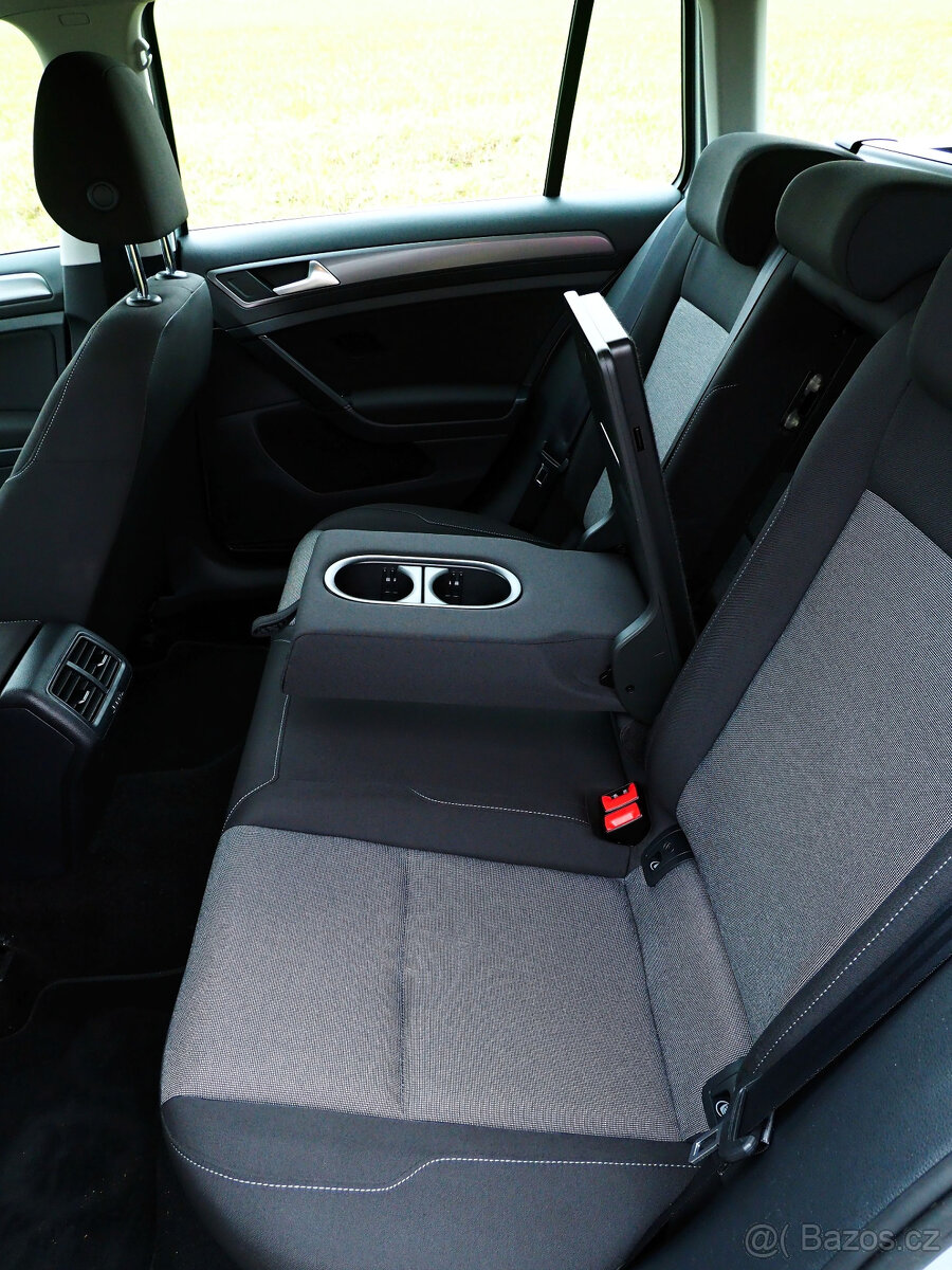VW Golf 7 1,2 TSI ▪ Climatronic ▪ 2x PDC ▪ výhřev ▪ tempomat - 9