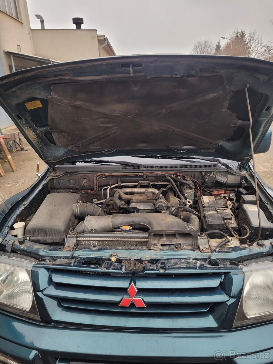 Mitsubishi Pajero 3,2D 4x4 automat - 9