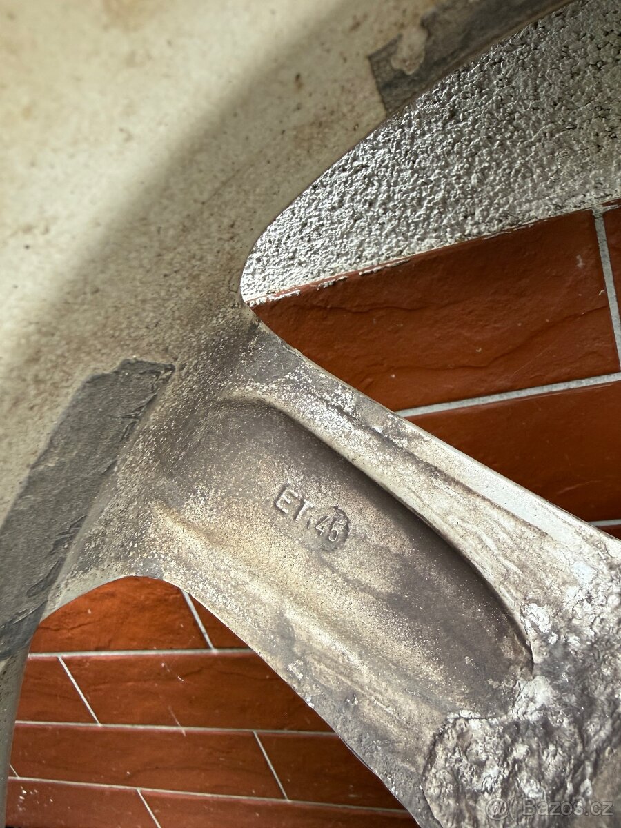 Alu kola RIAL, 5x114,3, ET 45 - 9