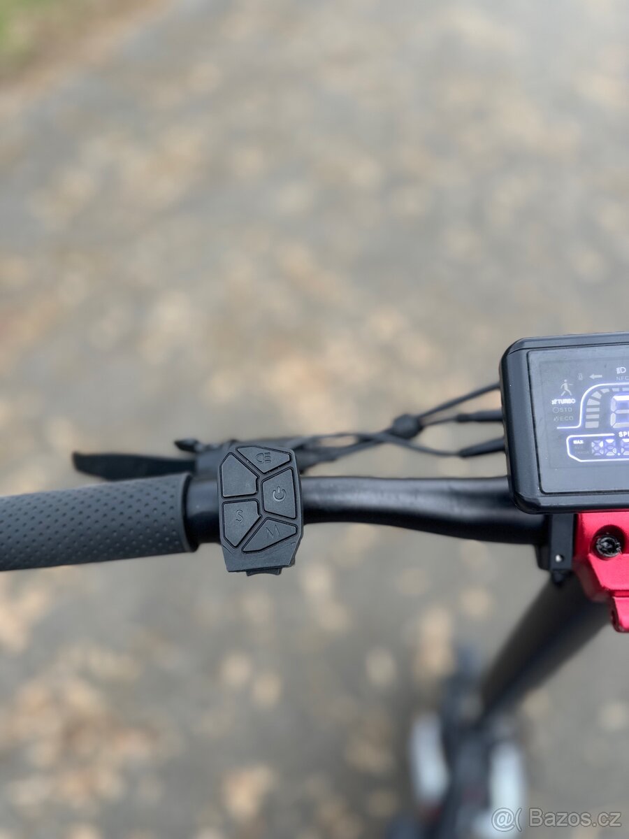 elektrokoloběžka CIRCOOTER - 9