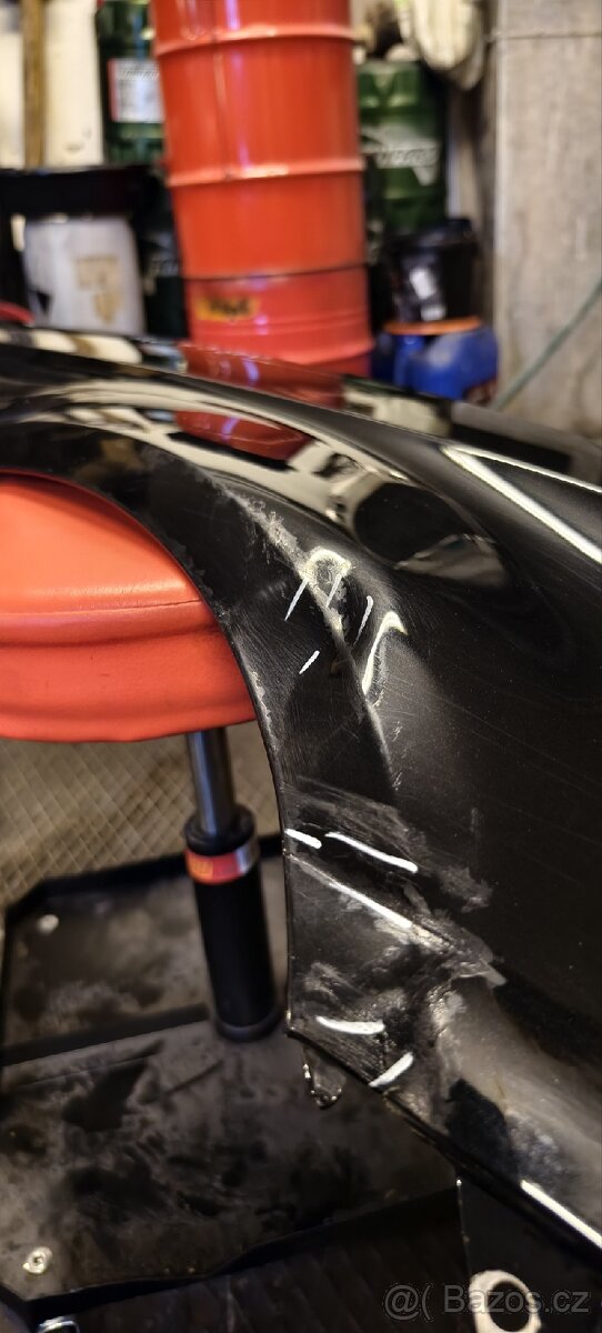 Audi A3 8v přední pravý blatník LY9T - 9