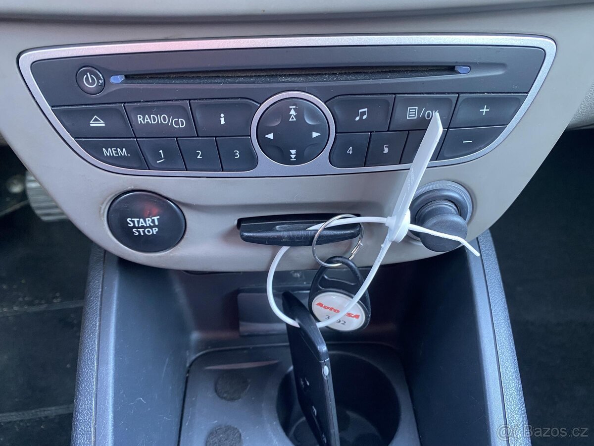 Renault Mégane 1.6 16V , 74 kW benzín, 2011 - 9