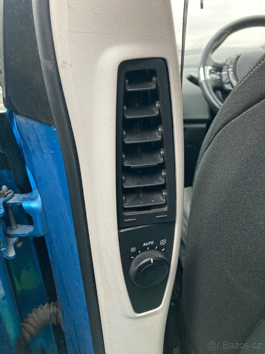 Citroen c4 Picasso 1.6 i benzin - 9