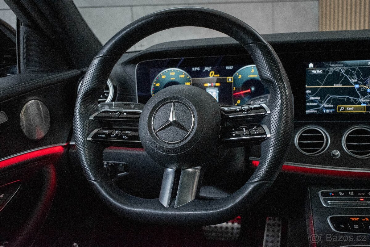 Mercedes-Benz E 300d 4M AMG AIR DPH ČR 1.MAJ - 9