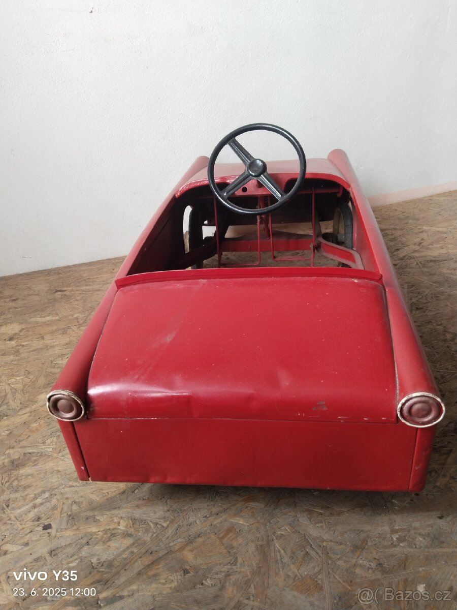 Šlapací autíčko Eureka 1956 - 9