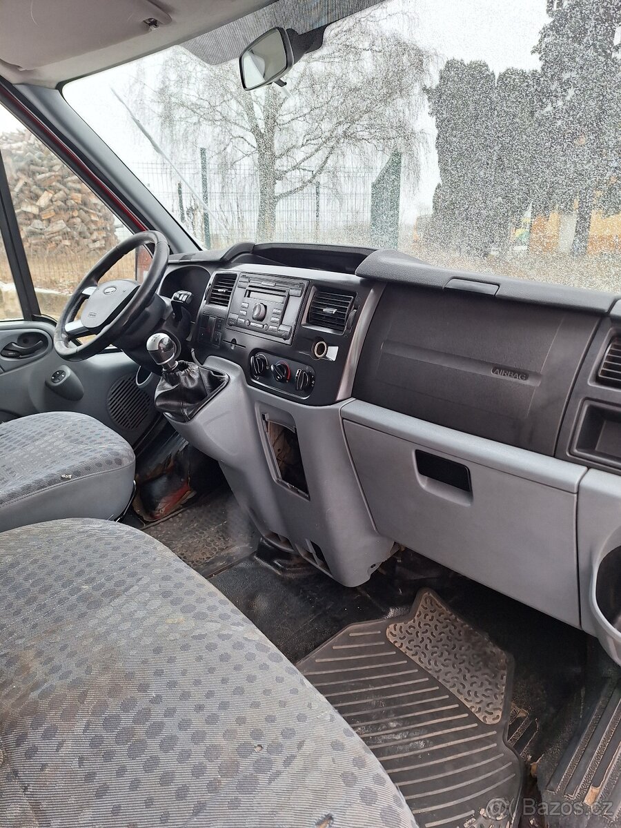 Ford Transit 2.2TDCI 6mist - 9