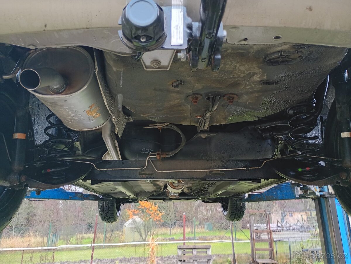 Dacia Sandero 1.2. benzín \lpg r.v.2014 - 9