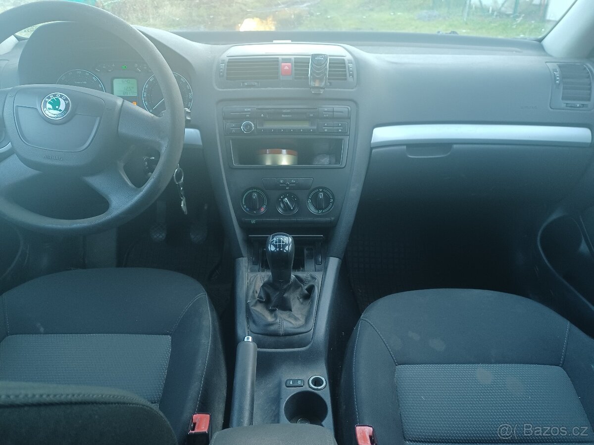 Škoda Octavia 2 kombi 1.9 tdi BLS r. 2008 - 9