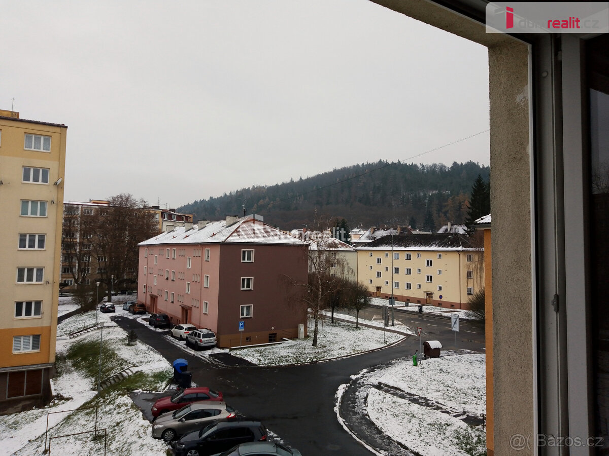 Pronájem bytu 2+1, 56 m2, ulice Přátelství, Karlovy Vary - 9