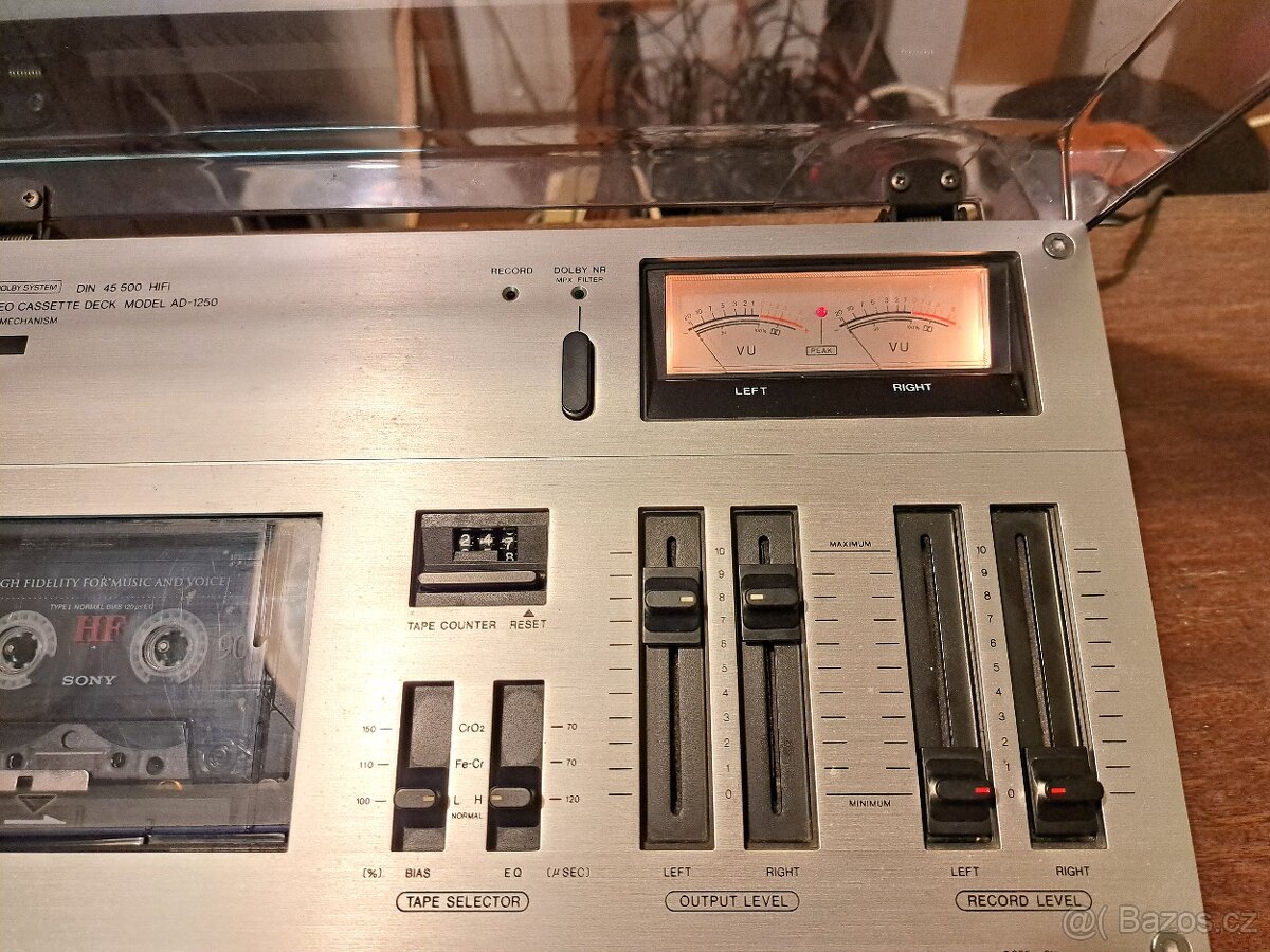 Kazetový magnetofon Aiwa AD-1250 krásný design, plně funkční - 9