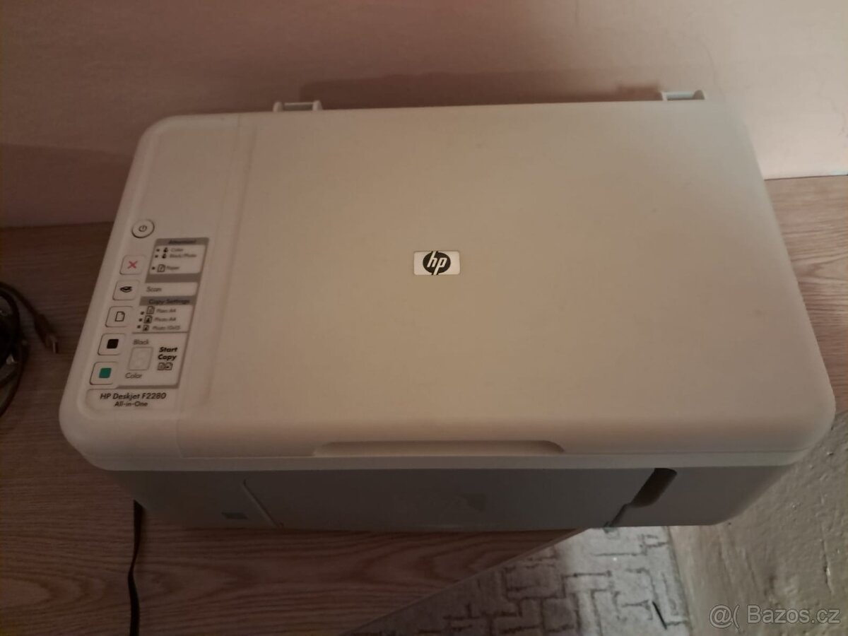 POČÍTAČ DELL, TISKÁRNA I SE STOLEM - 9