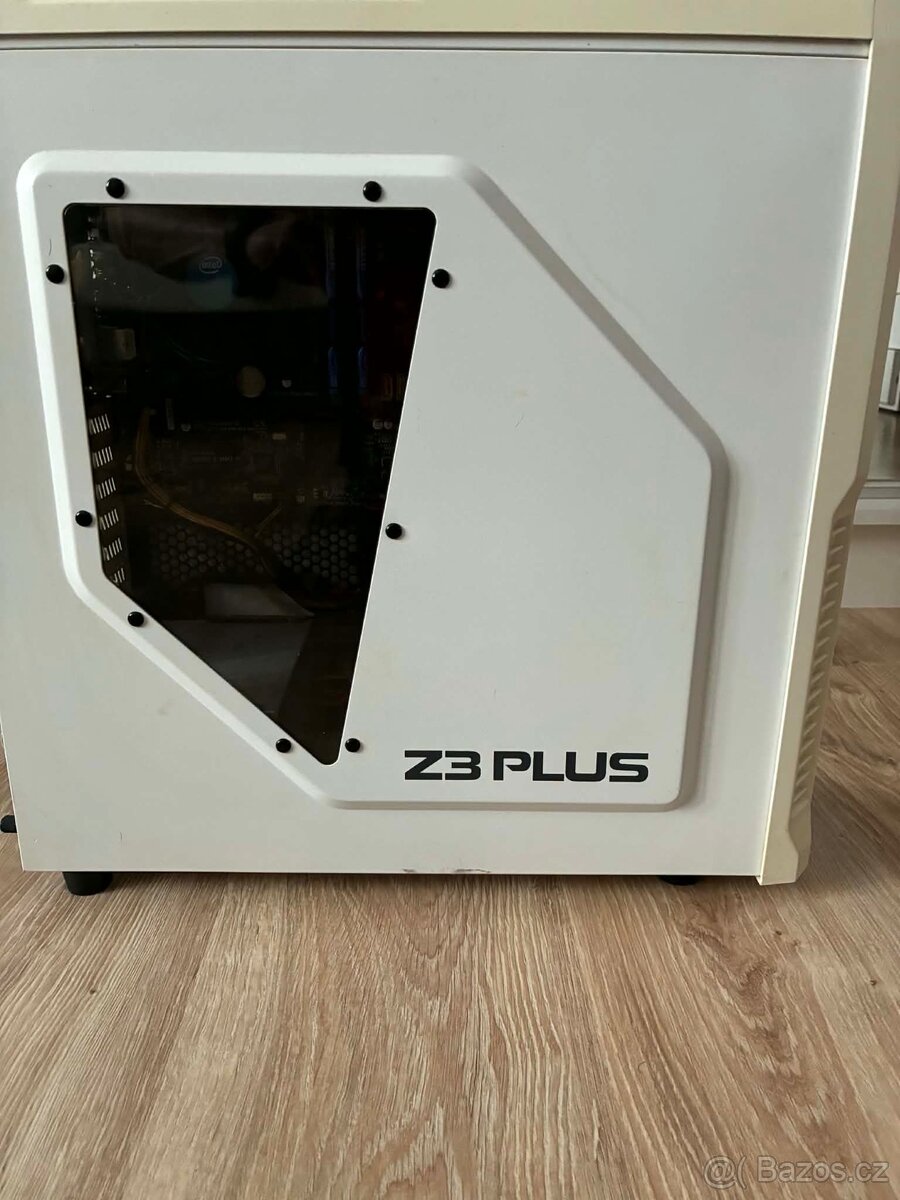 Prodám PC STOLNÍ HERNÍ - 9