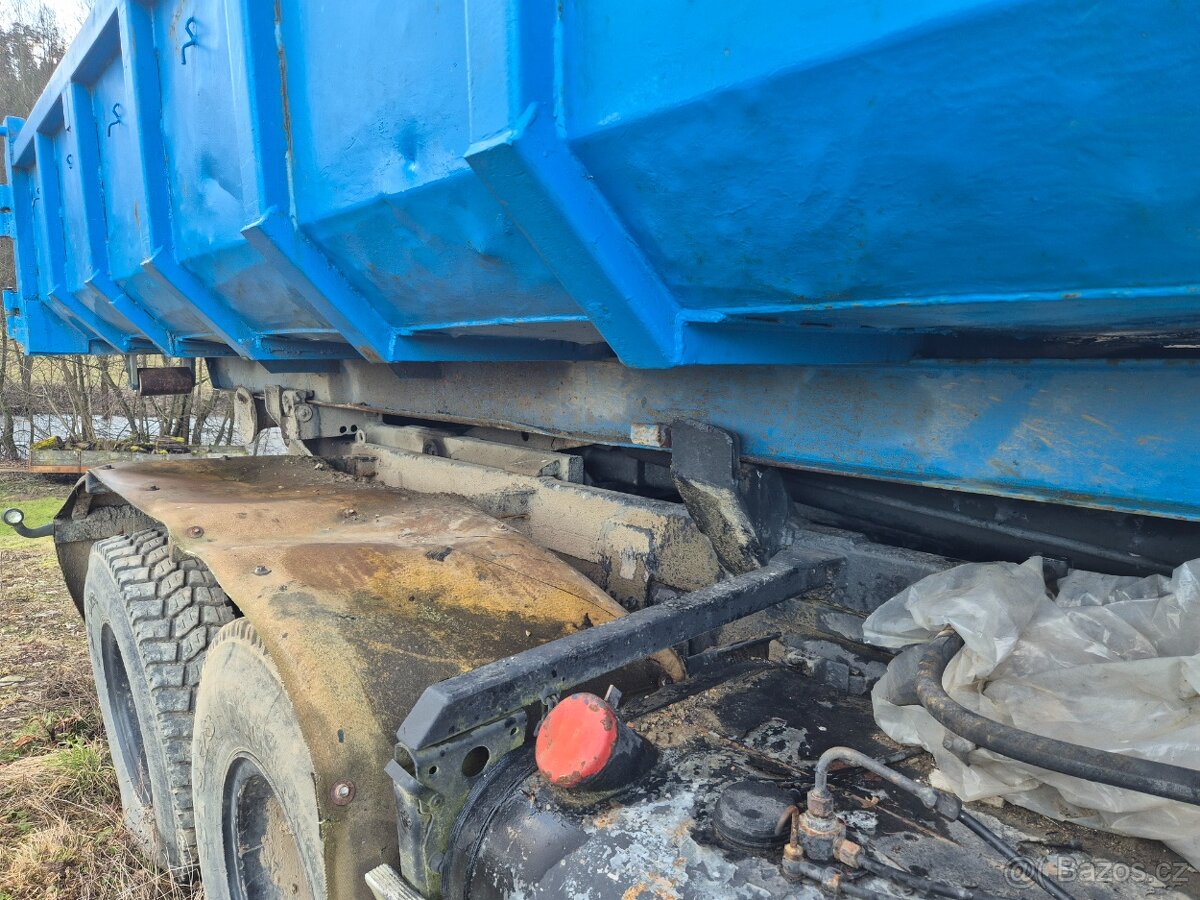 Tatra 815 hakovy nosic kontejneru. - 9