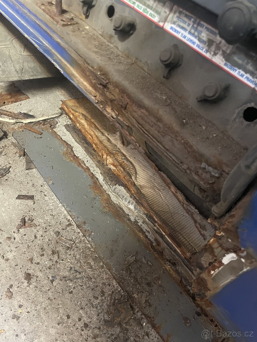 Opravy karoserií vyvařování - 9