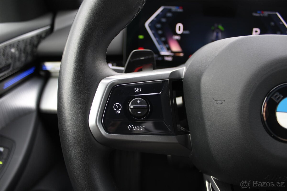 BMW Řada 5 540d xDrive M PAKET LASER ČR (2024) - 9