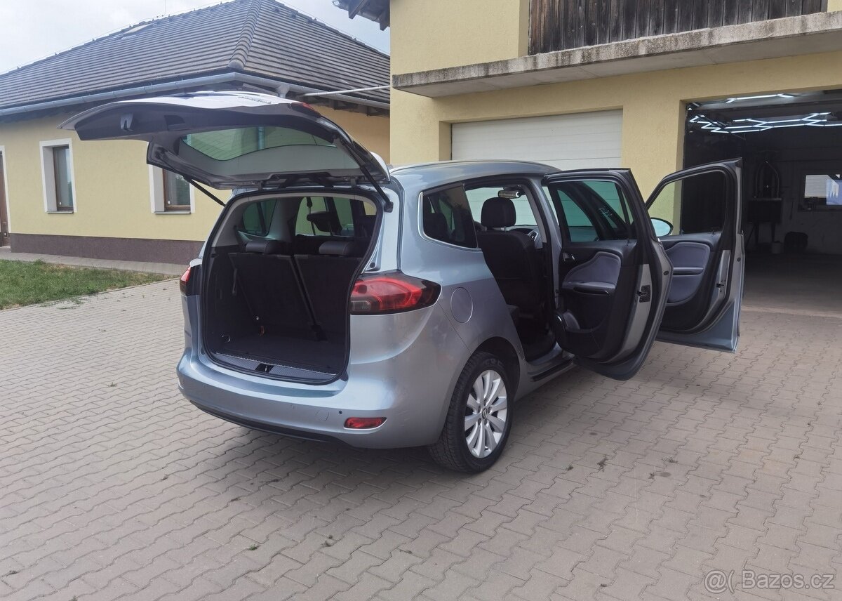 Opel Zafira Tourer 1.6 CNG 7mist - 9