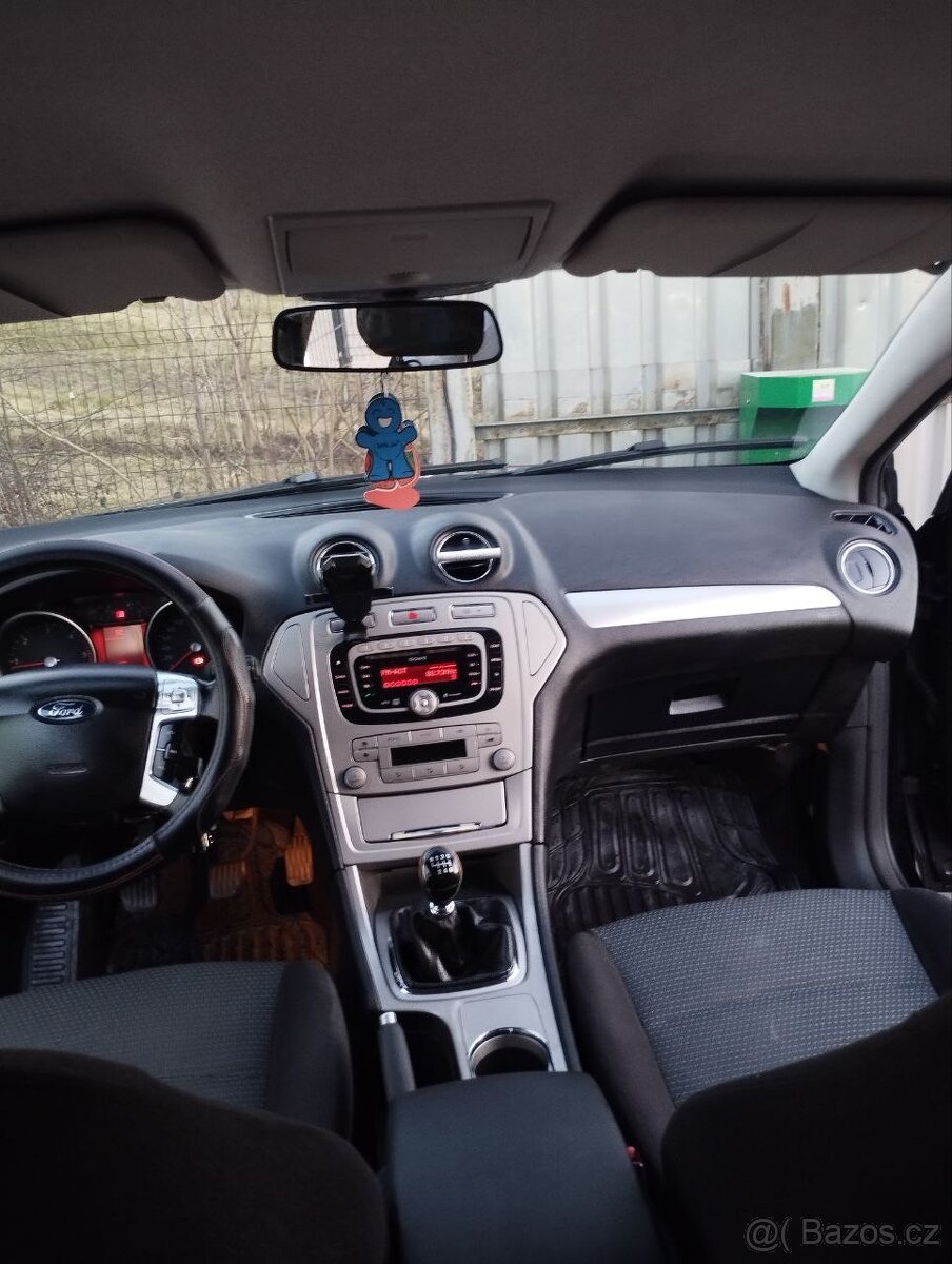 Prodám Ford Mondeo 2 TDI, rok 2008 - 9