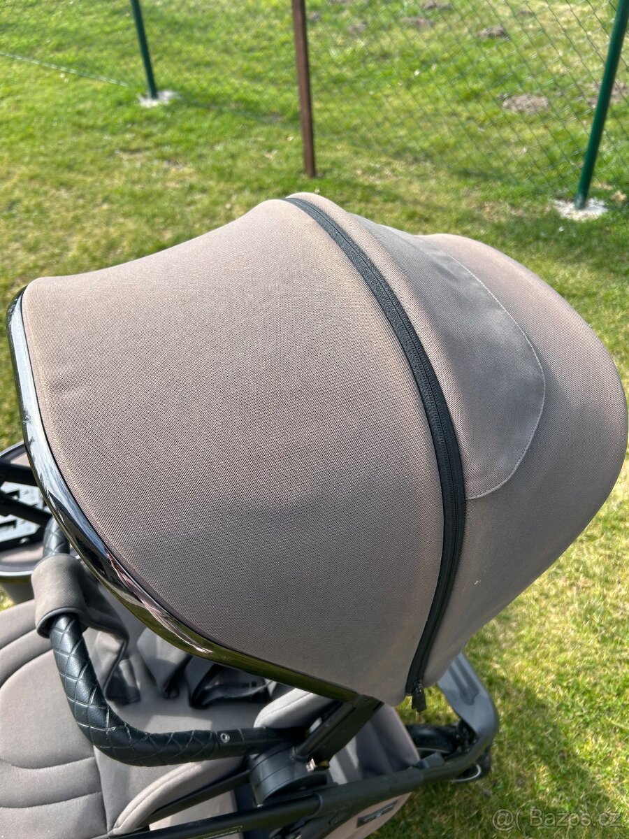 MOON Kočárek PIÚ EXTRA black chrome Anthrazit - 9