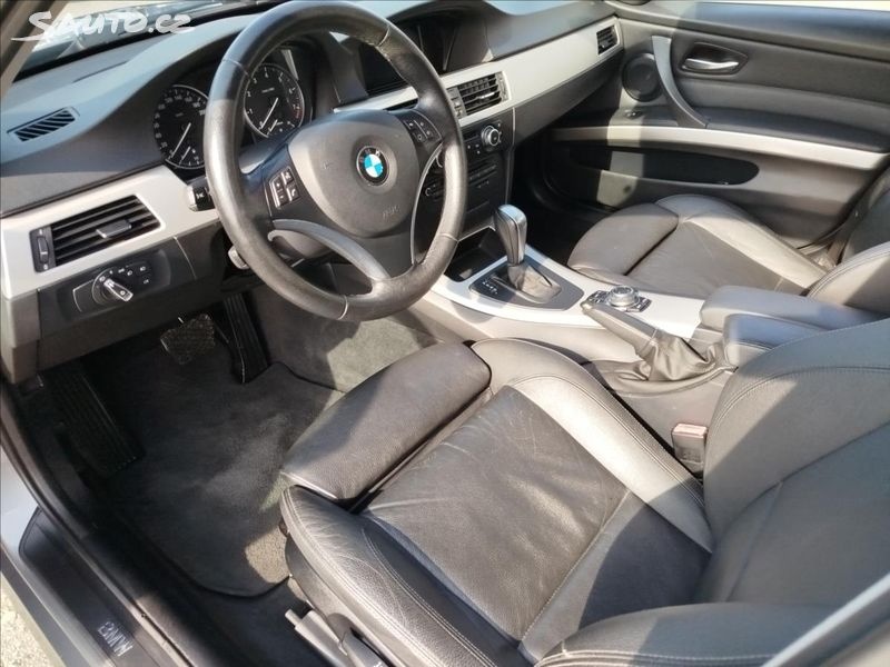 BMW 320i 125kW, NAVI, Automat.r.v.8/2010, naj. 228.145km - 9