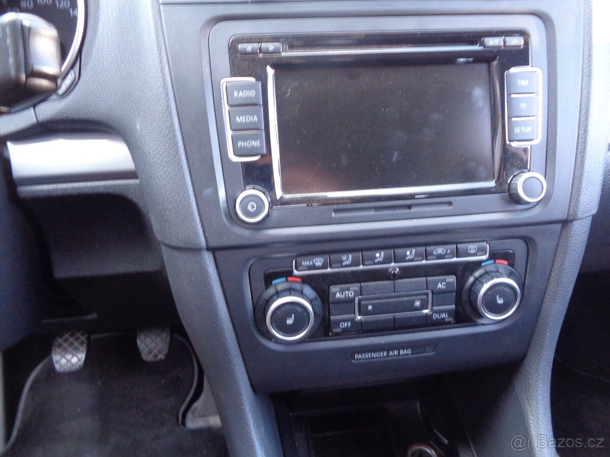 vw volkswagen golf 6 1,4 16V Rozprodám na náhradní díly - 9