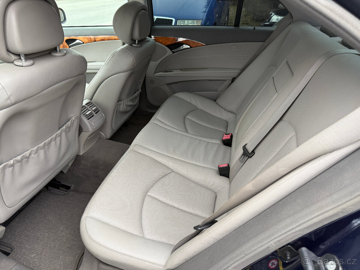 MERCEDES BENZ E 280 CDI - 9