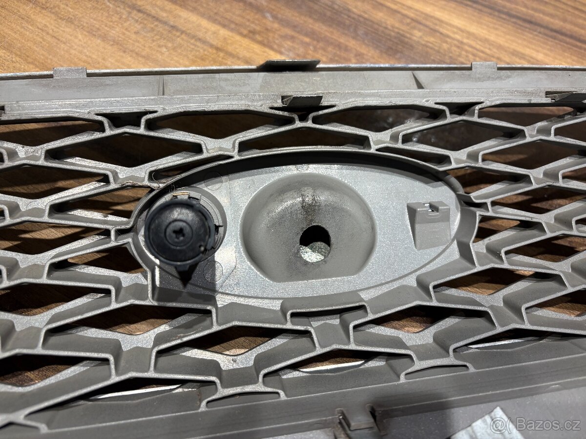 Ford Mondeo MK3 - facelift- přední maska,grill . - 9