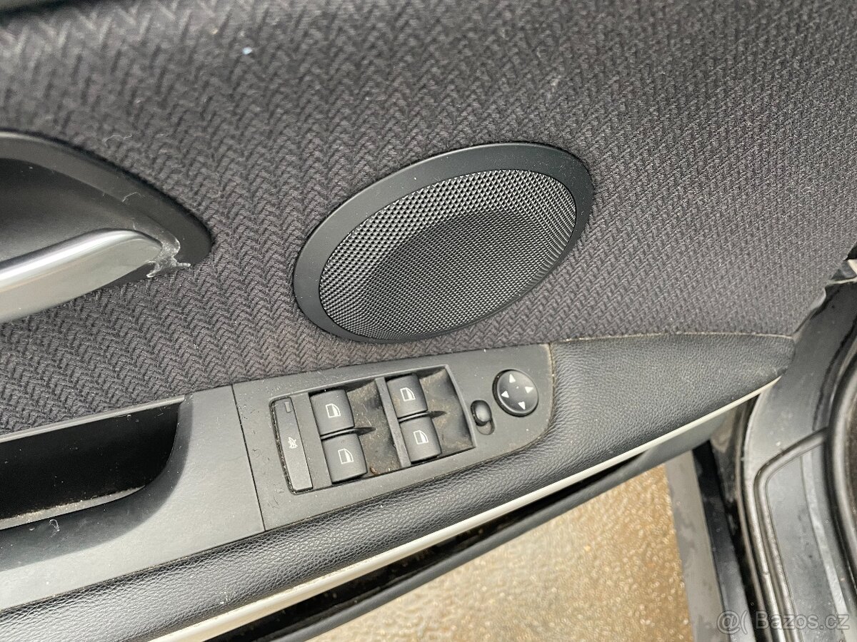 BMW Řada 3, 318i - 105kW + sada kol - 9